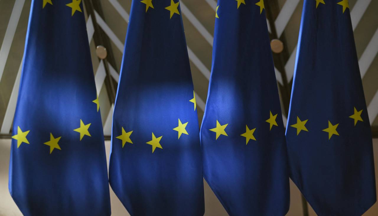 UE aprueba nuevo paquete de sanciones contra Rusia que vuelve a golpear a flota fantasma