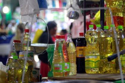 Encasea el aceite en agencia de Emapa en Santa Cruz y en algunos mercados